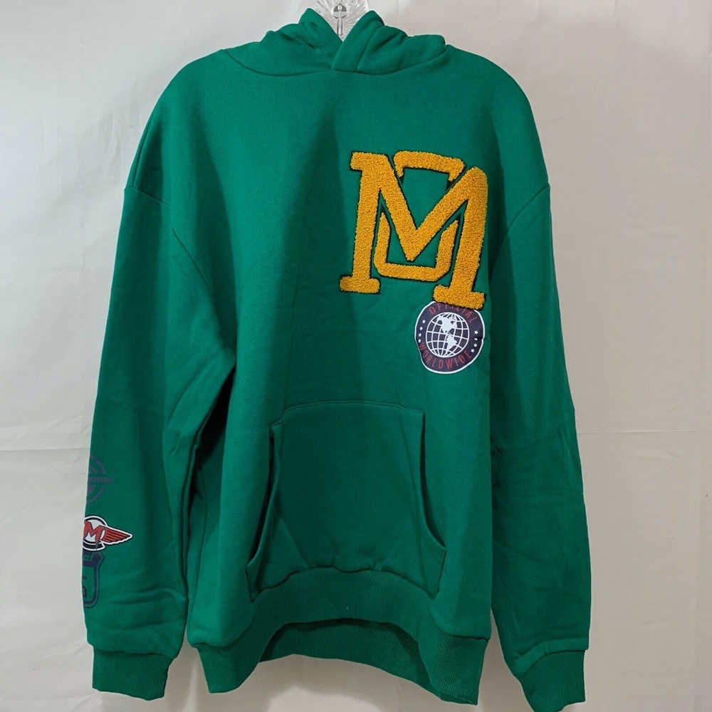 Boohoo Man NWT Oversized M Badge Varsity Hoodie in Green Size Small